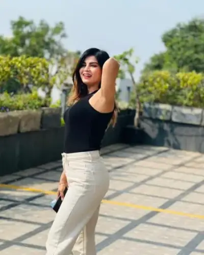 Call Girls Jamwa Ramgarh Cash On Delivery